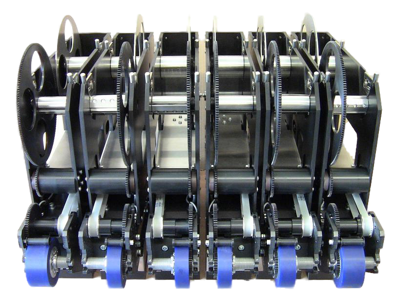 Der Bandfinisher KG50-100M ist für die Bearbeitung von Großserien ausgelegt und kann mit bis zu 100 Meter langen Finishbändern bestückt werden